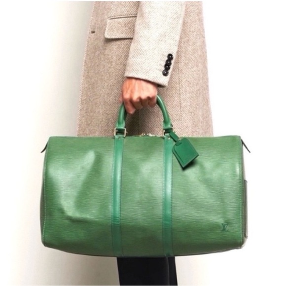 Authentic Louis Vuitton Keepall 50 travel bag green Epi leather unisex